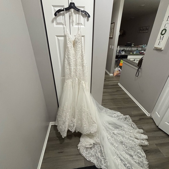 Mermaid Elegant Lace Wedding Dress